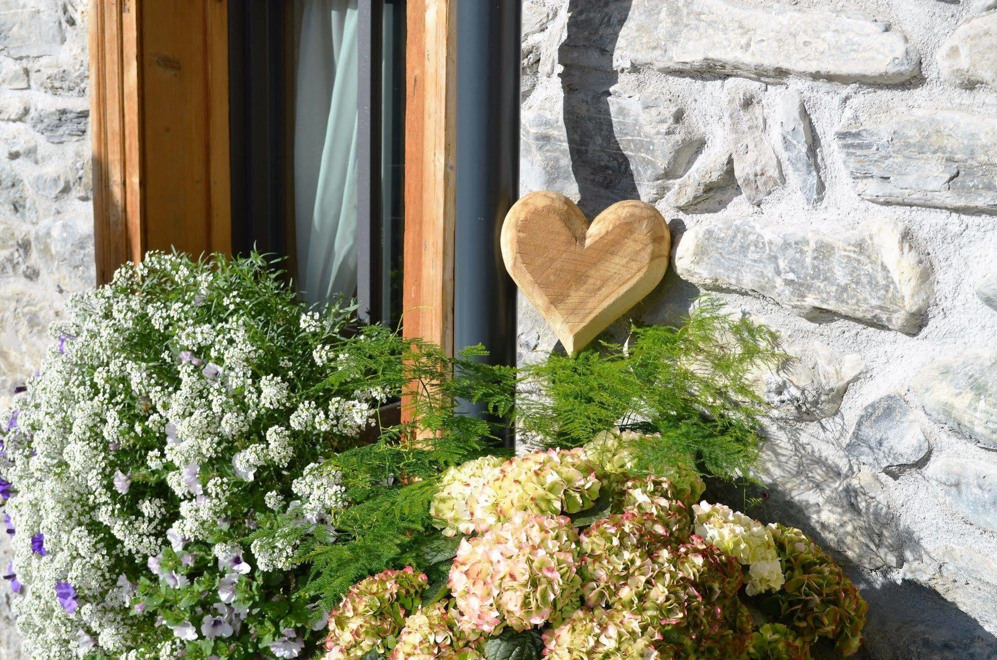 LARET private Boutique Hotel - Adults only Samnaun Extérieur photo